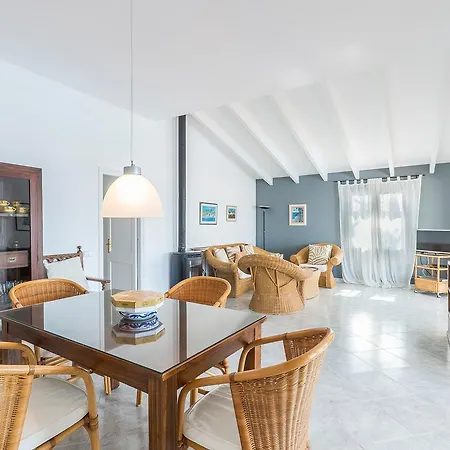 Paraiso فيلة سانت يويس