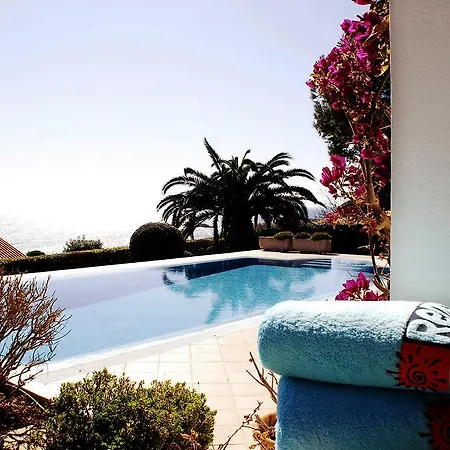 Paraiso Villa *