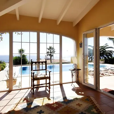 Paraiso Villa *